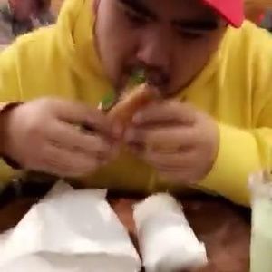 Meet your Posher, Ernesto